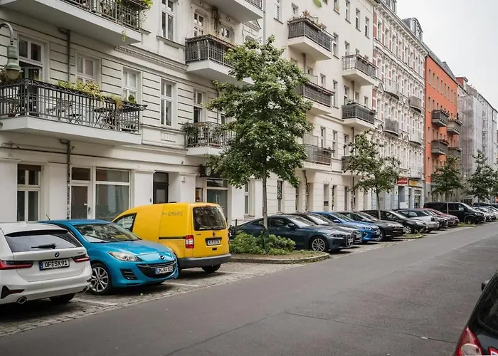 Spacious 3br Ac Self Check-in Street Parking ברלין